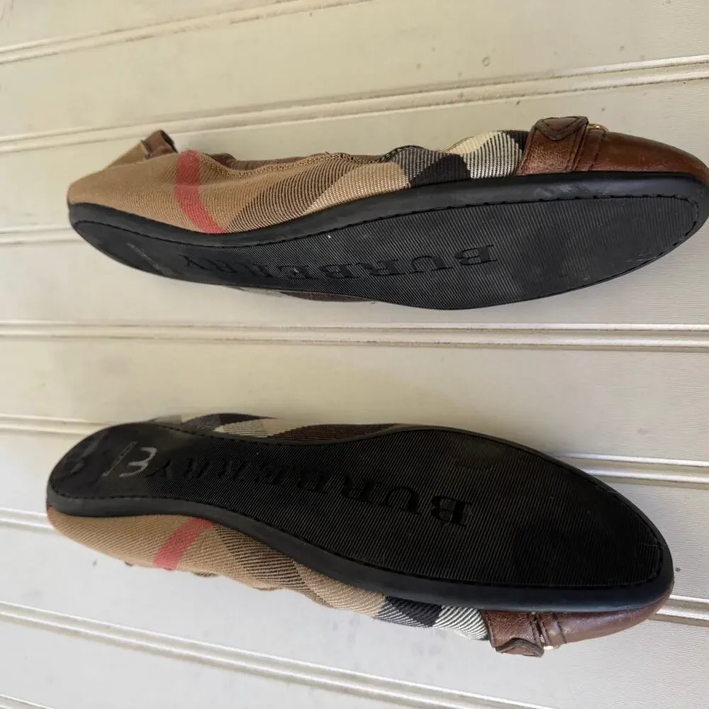 Burberry Heritage House Check Shipley Ballet size 39 size 8.5